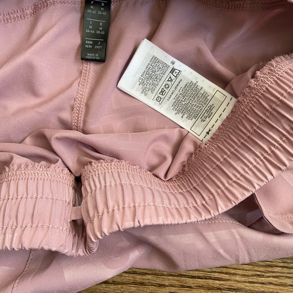 Adidas shorts - Picture 2 of 7